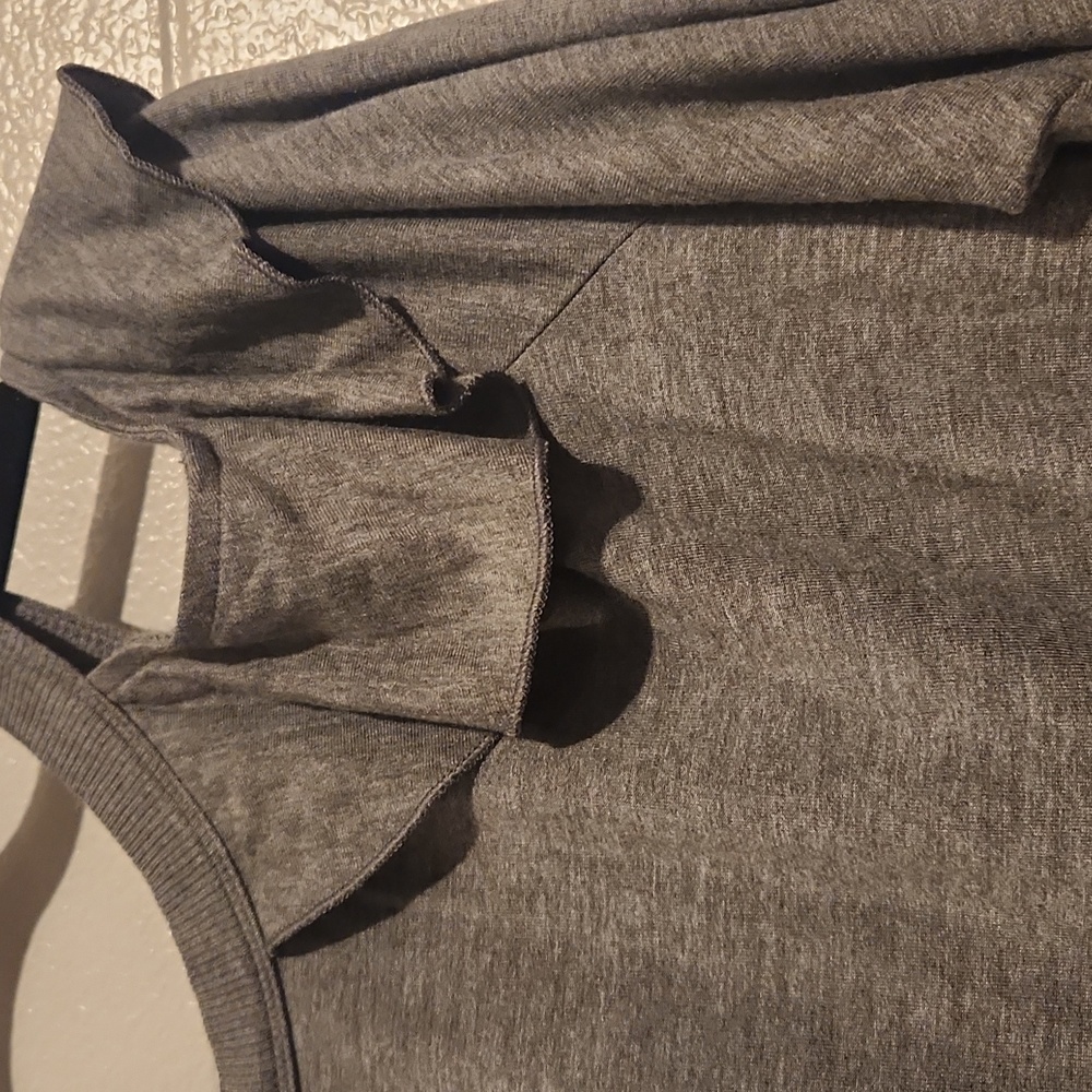 Gray Ruffled Shirt From Express - Picture 2 of 12